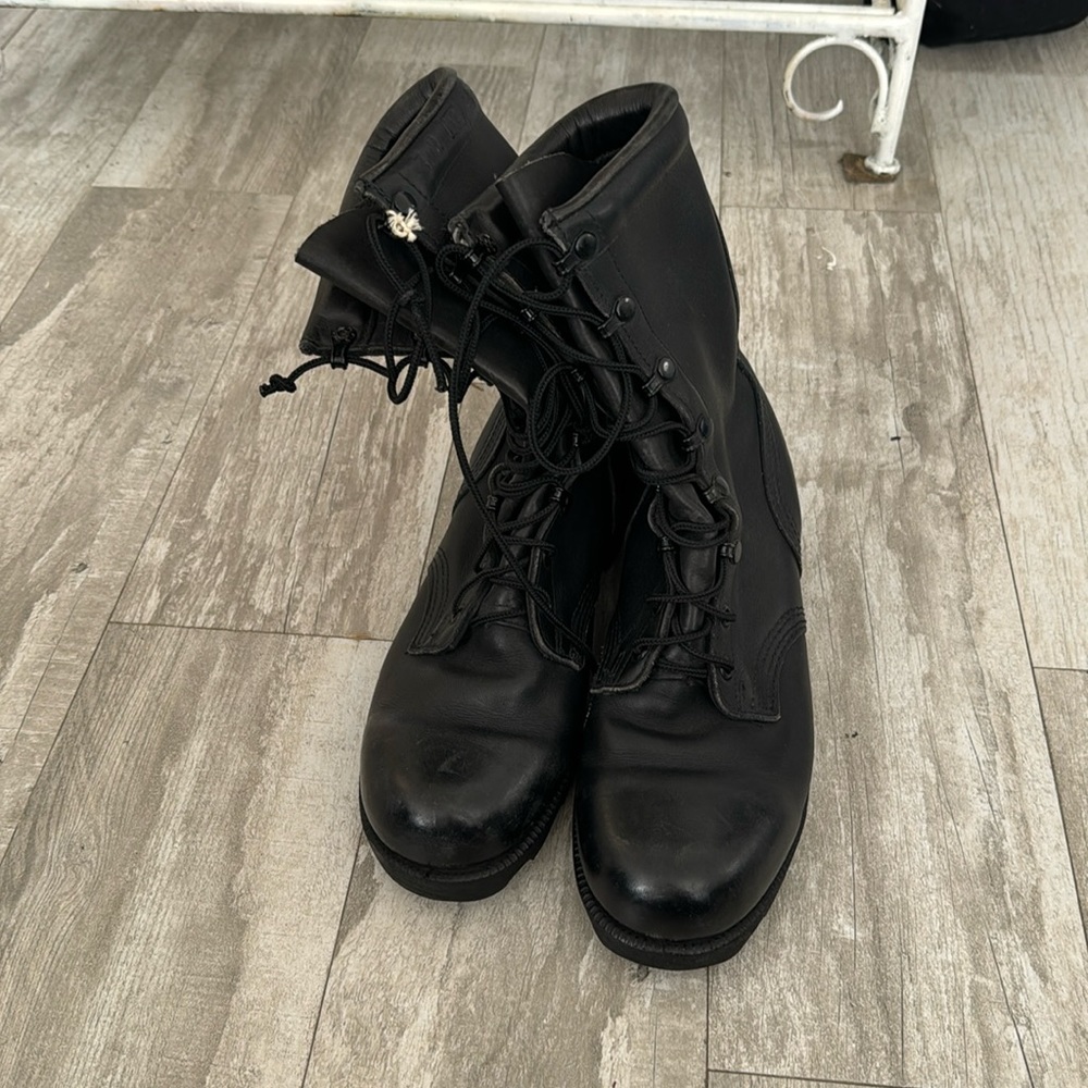 Authentic combat army boots